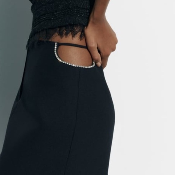 Zara rhinestone mini skirt size XS - Picture 9 of 9